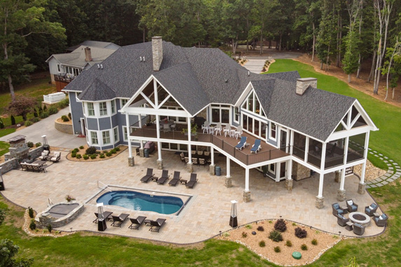 Water's Edge Retreat TAB Custom Designs Exterior Lake Hosue Portfolio